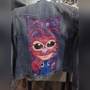 Size L jeans jackets new (only use for picture)